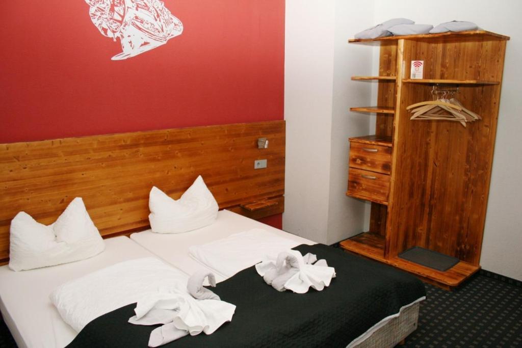Dein Hotel 3*